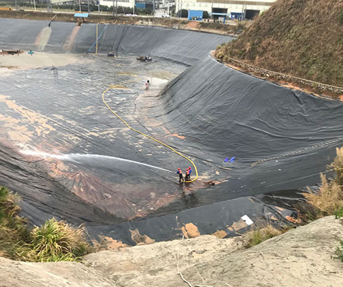 清江浦废水池清理
